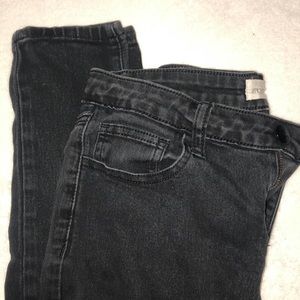 Black Jeans with holes.